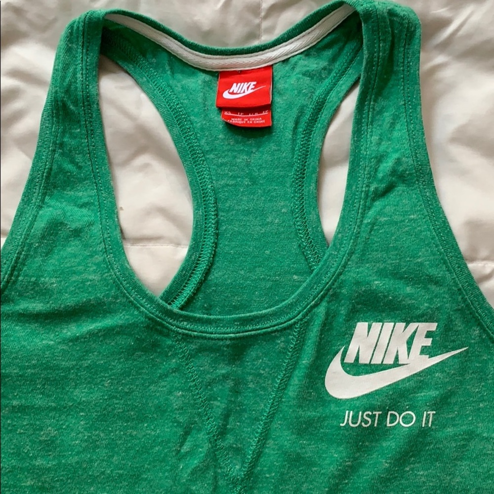 Nike Tank Top - Picture 2 of 4